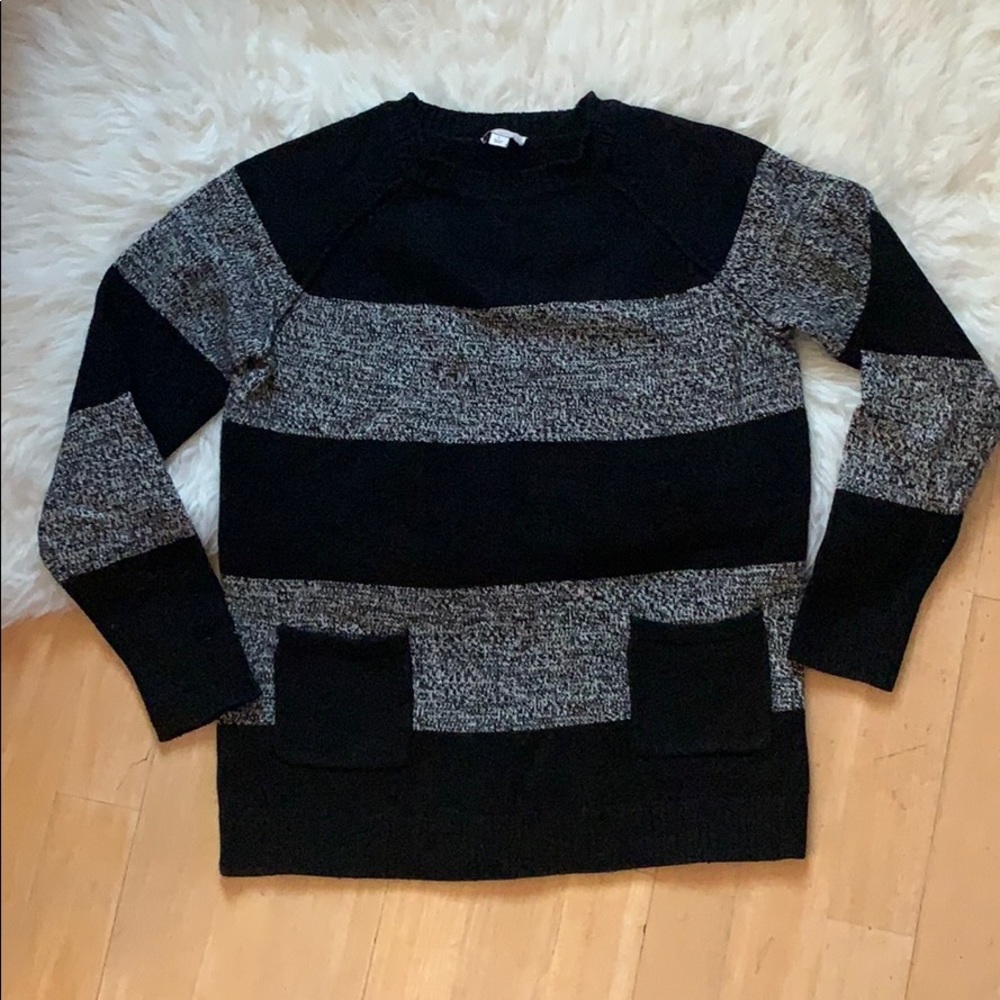 GAP Sweater Size S